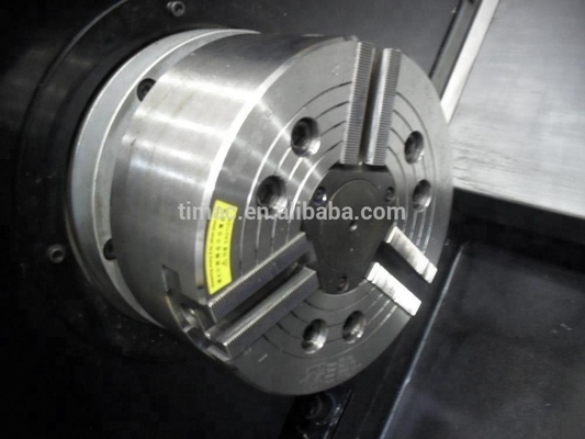 FANUC à double fuseau à lit incliné tour CNC AK-25 avec 12 postes d'outillage