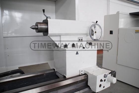 320 tours par minute Max. Vitesse de la broche CNC tour horizontal pour le tournage de barres de 10 tonnes