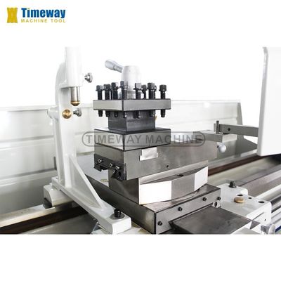 La machine à tourner manuelle de précision 610 mm bascule pour la tension selon la demande du client