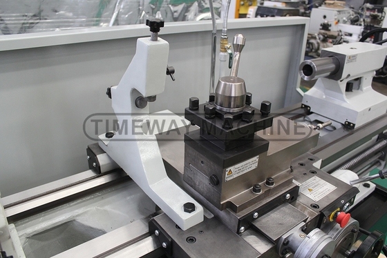 2500 N.m couple de coupe haute précision espace horizontal lit tour machine vitesse d'alimentation rapide