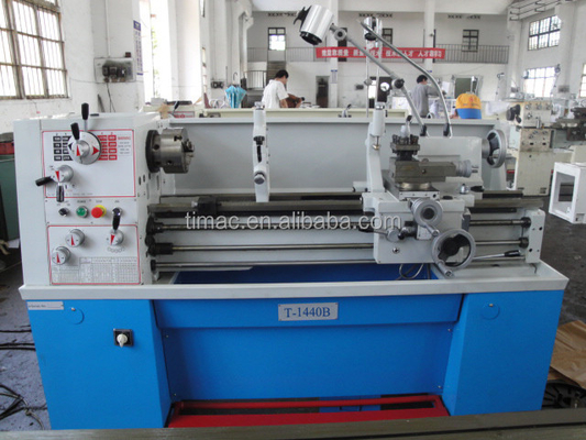 T-1440B Tour de moteur à tête d'engrenage de précision avec un diamètre de balancement de 220 mm par glissement croisé