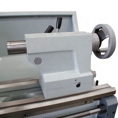 T-1440B Tour de moteur à tête d'engrenage de précision avec un diamètre de balancement de 220 mm par glissement croisé