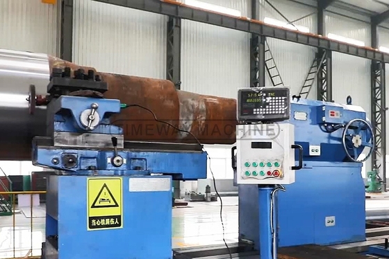 Machine à tour spéciale à axe X de 725 mm pour gros rouleaux dans les ateliers de réparation de machines