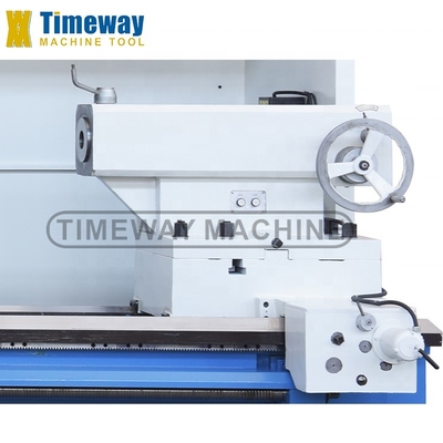 Machine à tour horizontal CNC avancée AK-1250B avec une largeur de machine de 2530 mm