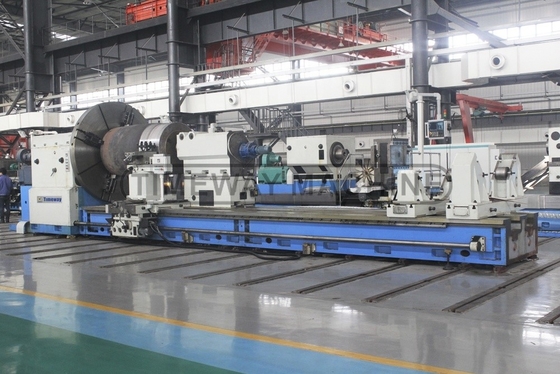 Machine à tourner à grande vitesse pour l'usinage de précision