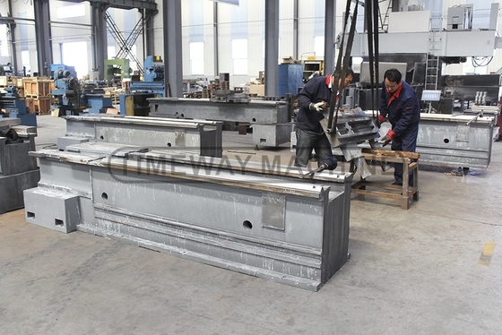 650mm Swing Over Carriage AK-940B CNC tour horizontal lourd pour votre entreprise