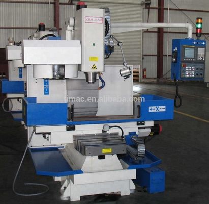 Capacité d'usinage de haute capacité de travail lourd 2600kg CNC fraiseuse KBM-1354B