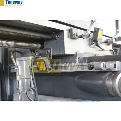 Machine de fraisage à tourelle haute précision TM500 H/V pour le travail des métaux sur table sur mesure