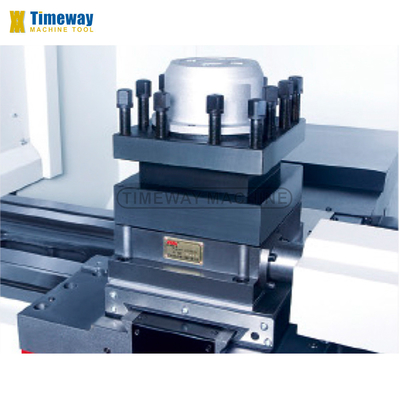 Machine à tourner CNC CK-660 avec 2000 mm d'axe de déplacement Z et max. vitesse de fuseau de 1600 tours par heure
