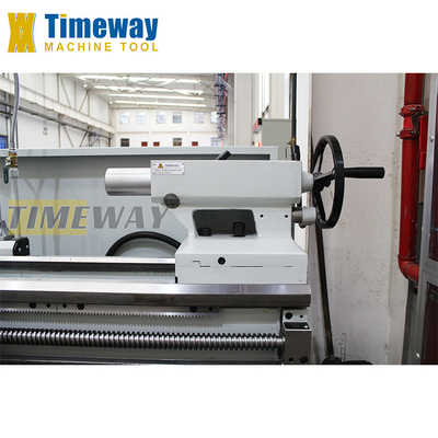 Machine à tourner pour le métal de haute précision et facile à utiliser