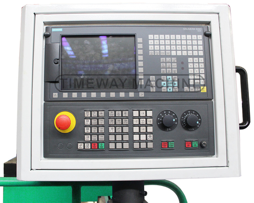 Le tour horizontal CNC de précision AK-1250 avec une longueur tournée maximale de 2800 mm