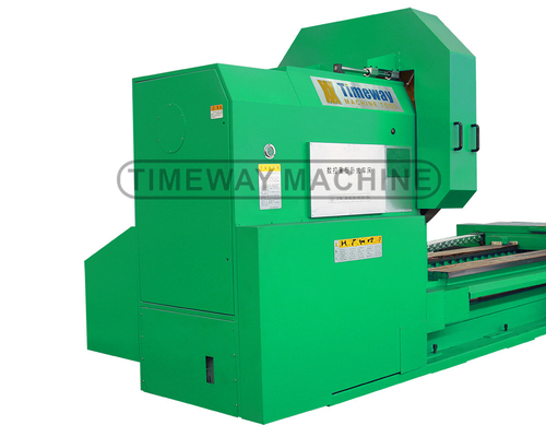 La machine à tourner CNC métallique AK-2000 est une machine à tourner CNC horizontale
