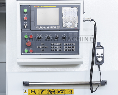 420 mm Voyage haute précision Tornos horizontaux tournants AK800 CNC Capacité d'usinage lourd