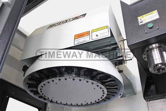 Le centre de fraisage vertical à 3 axes de Timeway avec une vitesse de fuseau de 1 à 8 000 tr / h.