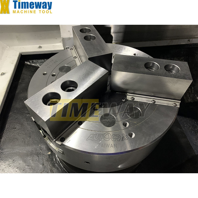 La précision et l'efficacité combinées du tour CNC vertical VTC800 pour l'usinage des métaux