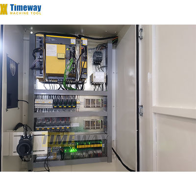 Machine de fraisage CNC métallique avec capacité d'usinage lourde et 700 mm Table Travel Z