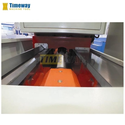 Machine à brûler à rouleaux à ski CNC personnalisée pour les tuyaux.