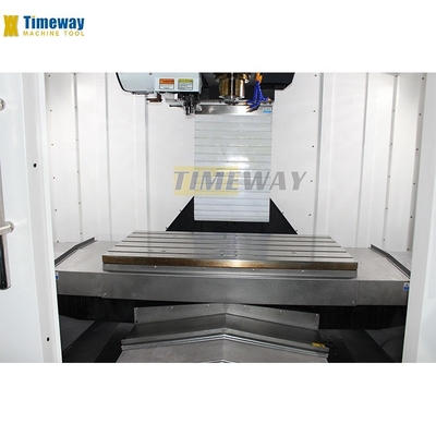 Voyage de la table Y mm 1300 Centre d'usinage CNC vertical avec max.