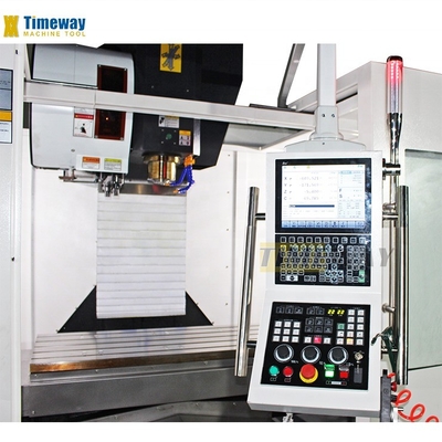 Voyage de la table Y mm 1300 Centre d'usinage CNC vertical avec max.
