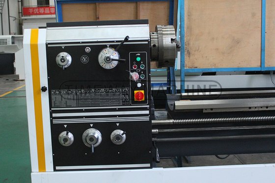 BL-800B Machine à tour à lit creux à type d'embrayage à fente de 82 mm et poids de 3300 kg