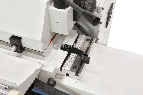 5.625kW Puissance UG-200H Broyeur cylindrique pour le broyage de précision des machines-outils