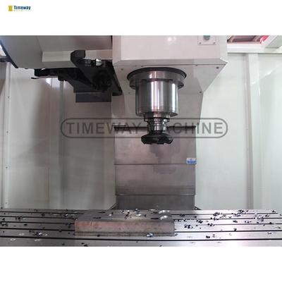 0 6000 tours par minute Vitesse de la broche Centre d'usinage CNC vertical avec contrôleur FANUC