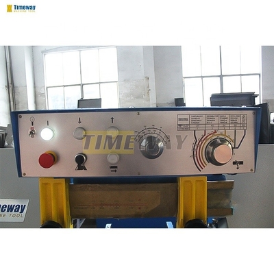 20-65 m/min Vitesse de la lame Machine de découpe semi-automatique de métaux pour un fonctionnement en douceur