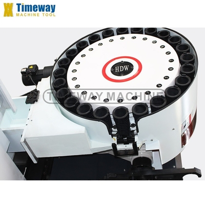 6 000 tours par minute Vitesse de la broche Vitesse 3 axes Machine de fraisage CNC Centre d'usinage vertical CNC