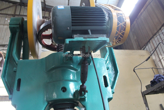 Forgeage à double disque manuel 200 mm Slide Stroke Friction Screw Press à 101*1141*2655 mm