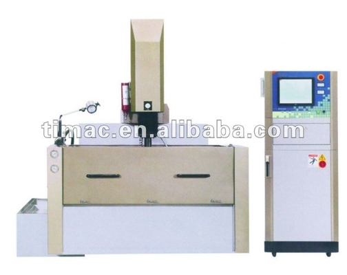 Machine à couler polyvalente CNC EDM pour diverses applications industrielles