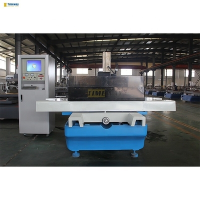 Machine de découpe de fil à haute vitesse EDM avec cabinet d'ordinateur banc de travail de 750*1140mm