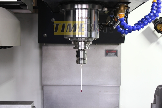 VMC855G Centre d'usinage vertical pour l'usinage de précision dans les ateliers de réparation de machines