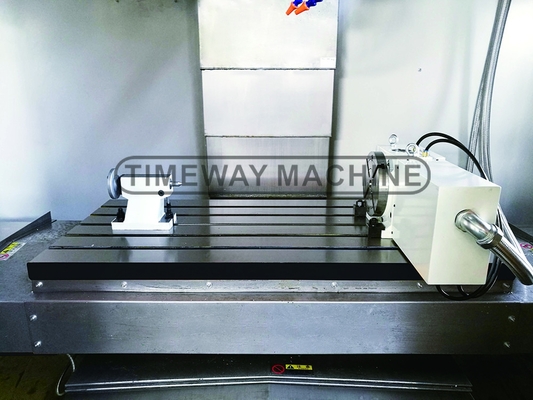 700 mm Table Travel VMC1270L Fraiseuse verticale à haute rigidité pour l'usinage CNC