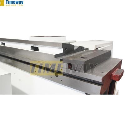 Broyeur cylindrique universel de haute précision avec une puissance de 5,625 kW et une tension de 280 v