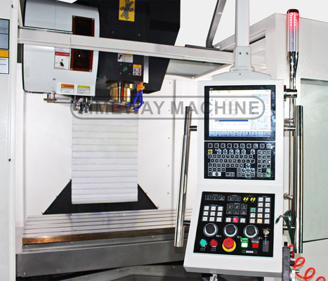 VMC1370L centre de machine vertical automatique avec BT50 ATC 24 outils et 700 mm de déplacement de la table
