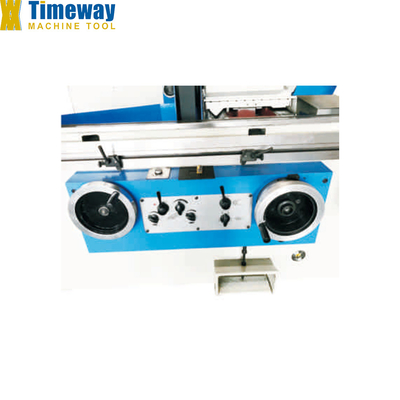 Augmentez l'efficacité de votre traitement des métaux avec la meuleuse cylindrique G-200/UG-200